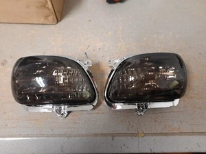 For Honda Goldwing GL1800 2001-2017 F6B 2013-2015 ABS Turn Indicator Signal Lens - Picture 1 of 8