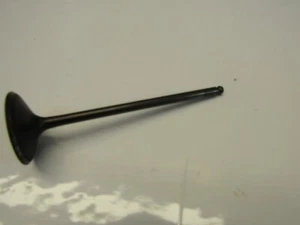 Suzuki GSXR 750 inlet valve VGC 2004 2005 K4 K5 - Picture 1 of 3