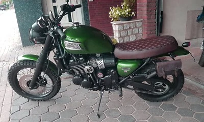 Assento de motocicleta Triumph Thunderbird 900 Sport 1997-2004 perfil baixo código N5221 - Imagem 1 de 4