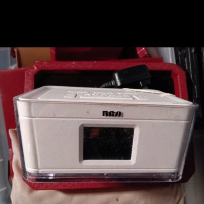 RCA RCR8622 Dual Alarm Clock AM FM Radio w4 Multi color Wraps /phone USB Charger - Image 1 of 4