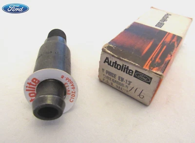Ford Falcon Comet Fairlane 144 170 200 CI 1961-63 PCV Válvula Autolite EV-13 NUEVO DE STOCK Foto 1 de 4