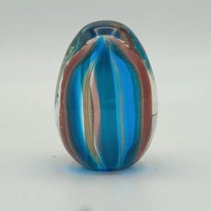 Handgefertigte Kunst Glas Ei Briefbeschwerer blau gold Wirbel Band Design 3" hoch - Bild 1 von 10