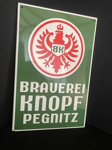 Botón de cervecería Pegnitz placa esmaltada alrededor de 1950 placa de cerveza Z1+++ - Imagen 1 de 4