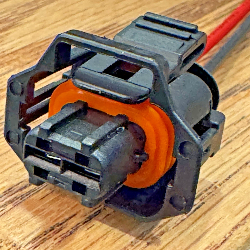 Fuel Volume Regulator Solenoid Connector For 2013-2017 Lincoln MKX 2.0L - Image 1 of 1