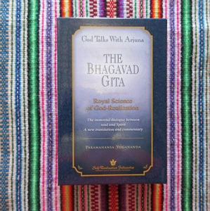The Bhagavad Gita by Paramahansa Yogananda, 2 Vol. Paperback Set, Like New Cond - Bild 1 von 5