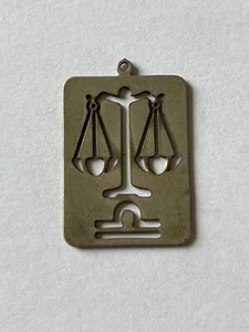 Bijoux Pendentif Justice Balance (L39) - Picture 1 of 3