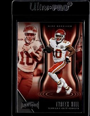 2018 Panini Playbook #34 Tyreek Hill - Image 1 of 2