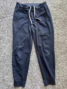 Pantalones de chándal Vuori Meta para hombre negros atléticos con cordón cónico V436 medianos - Imagen 1 de 3