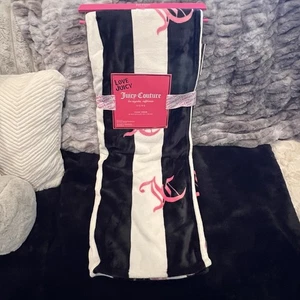 NWT!! Juicy Couture Plush Throw Blanket Black White 50x70 - Picture 1 of 4