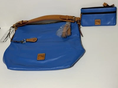 Bolso de mano Hobo Dooney & Bourke grande de cuero azul con bolso de mano pequeño Foto 1 de 4