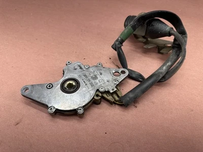 Sensor de posición del engranaje de transmisión automática BMW E38 750IL V12 OEM 112 K millas Foto 1 de 4