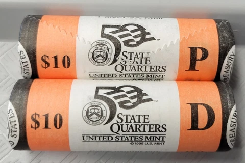 2004 2 Roll Set P&D Wisconsin State Quarters U.S. Mint Unopened Rolls Cover