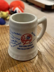 New York Yankees 1986 mug Collectors Series signature edition Don Mattingly RARE - Picture 1 of 7