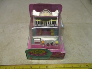 VTG Polly Pocket Pollyville Pet Store Doll Mattel 1994 No. 11198 NRFB New - Picture 1 of 7