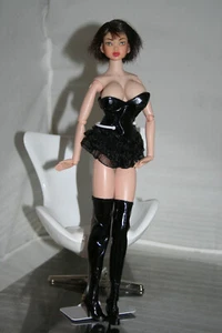SEKIGUCHI PETWORKS MOMOKO REPAINTED HEAD CUSTOM BODY 1/6 12-INCH DOLLFIE FIG - Picture 1 of 6