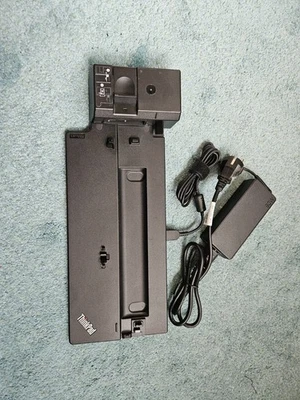 Lenovo ThinkPad Ultra Dock (Type 40AJ) - Image 1 of 2