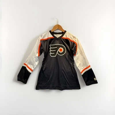 Camiseta deportiva vintage personalizada Philadelphia Flyers CCM negra para mujer mediana Foto 1 de 4