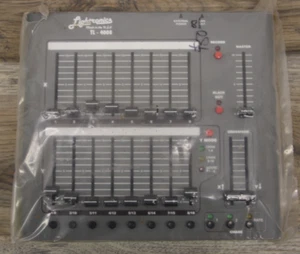 Lightronics TL-4008 16 Channels NO CORDS - Picture 1 of 2