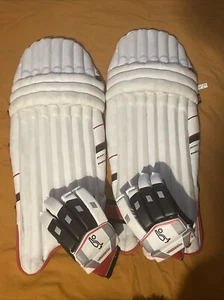 Kookaburra Beast 350 Pro Leg Guards Cricket Tri-section Plus Gloves Men's - Picture 1 of 3