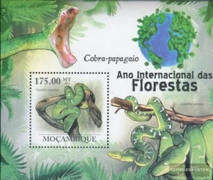 Stamps Mosambik 2011 Mi miniature sheet 412 MNH 2011 Papageienschlangen - Picture 1 of 1