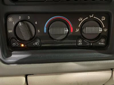 GMC Yukon 2000-2002 panel de control de clima manual HAC (15054698) Foto 1 de 4