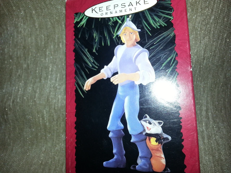 1995 Hallmark Captain John Smith and Meeko Ornament U60/6169