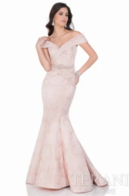 Nuevo con etiquetas Vestido Terani Couture Madre de la Novia Floral Jacquard Sirena Talla 4 Rubor Foto 1 de 3