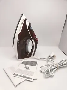 Tefal Steam Iron 190g Steam Boost 2600W Ceramic Soleplate FV2869 White & Ruby400 - Picture 1 of 6