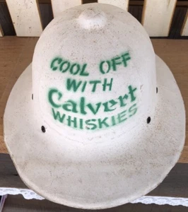 Vintage Calvert Whiskys Werbung Pappmaché Safari Hut Männerhöhle Whiskey Bar - Bild 1 von 7