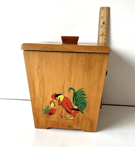 Gallo/pollo de madera vintage cuadrado grande - 8" de alto con asas y tapa - Imagen 1 de 6