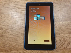 Amazon Kindle Fire 7 (7th Generation) SR043KL 7" Tablet Wi-Fi 16GB Storage Blue  - Picture 1 of 3