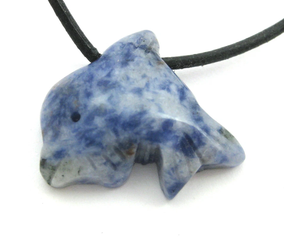 Delfin quergebohrt Sodalith Feldspat kleine Bohrung mit Lederband - Bild 1 von 1