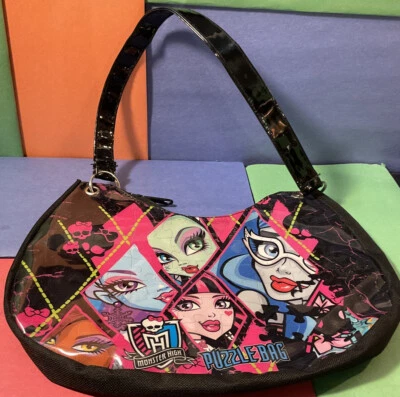 Monster High Cartera Puzzle Bolso Negro Rosa Frankie Draculaura Excelente Estado Foto 1 de 4