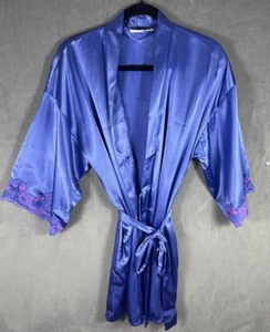 Fredericks of Hollywood Damen S blau Satin kurzer Kimono Morgenmantel Spitzenbesatz Taschen - Bild 1 von 8