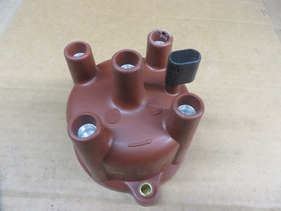 КРЫШКА ДИСТРИБЬЮТОРА # DR924 винтажный новый N O S LUV I MARK ISUZU ЗВУКОСНИМАТЕЛЬ - Изображение 1 из 4