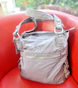 KIPLING GREY HANDLES LARGE TOTE BAG SHOPPING TRAVEL LOTS SPACE SILVER MONKEY - Picture 1 of 6