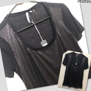 MICHAEL STARS Womens Medium Black Sequins Short Sleeve Tee Top T-Shirt NWT $108 - Picture 1 of 15