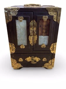 Vintage Chinese Musical Jewelry Box with Jade and Etched Brass, Broken Jade Fnt - Picture 1 of 11
