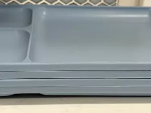 TUPPERWARE - 4 Vintage Mid Century Tupperware Lunch Trays Blue - Super Durable ! - Picture 1 of 4