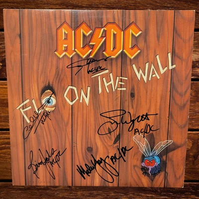 LP firmado por AC/DC***Fly On The Wall Ludwig Masterdisk***5 miembros Foto 1 de 2