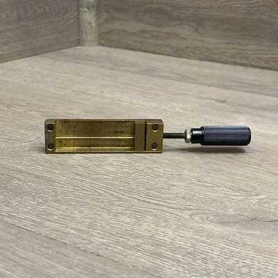 De colección Kingsley Máquina de Latón Estampado en Caliente TIPO FUENTE Juego SOPORTE Foto 1 de 4