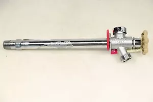 Everbilt 104-515EB 1/2" x 3/4" Chrome-Plated Brass MPT/SWT x MHT Anti-Siphon - Picture 1 of 5