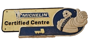 VINTAGE MICHELIN MANN GUSSEISEN SCHILD ZERTIFIZIERT ZENTRUM 1949 MANCHESTER REIFENANZEIGE - Bild 1 von 11