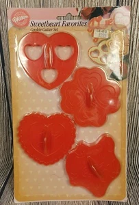 Wilton Sweetheart Favorites Cookie Cutter Set of 4 Open Card Unused  - Picture 1 of 5