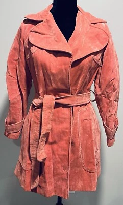 Chaqueta envolvente de gamuza pesada vintage años 70 coral forrada con cinturón Foto 1 de 4