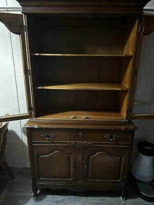 Gabinete de China  Foto 1 de 3