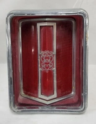 1975-77 Chrysler Cordoba Rt Tailight OEM Mopar - Image 1 of 4