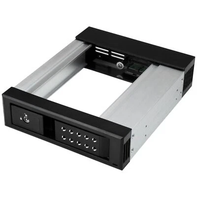 StarTech HSB1SATSASBA 5.25" to 3.5" HDD Hot Swap Bay Traless Aluminum Built BLK - Image 1 of 4