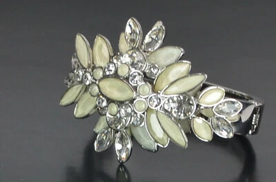 PIPPA & JEAN Braclet Armband Armspange Statement Strass 17 cm S Neu; K66 305 - Bild 1 von 4