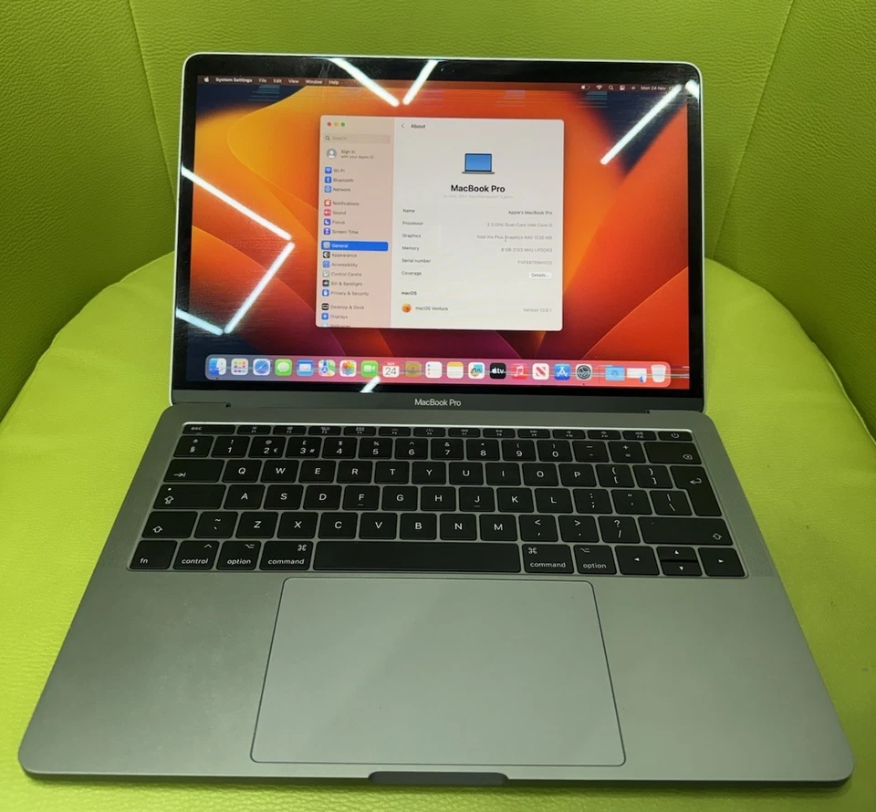 2017 Apple MacBook Pro 13" 256GB Intel Core i5 8GB Laptop Grey *PLEASE READ!* - Image 1 of 4